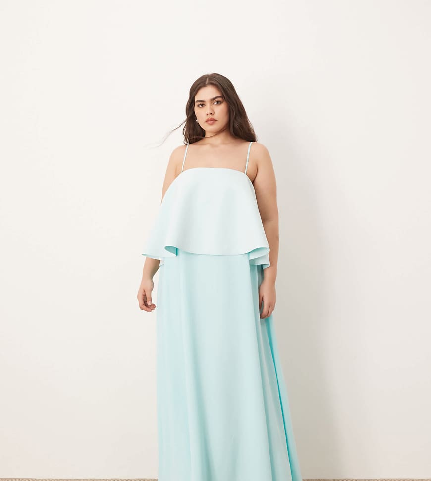 ARRANGE Curve - Mehrlagiges, voluminöses Riemchen-Maxikleid in Hellblau von ARRANGE