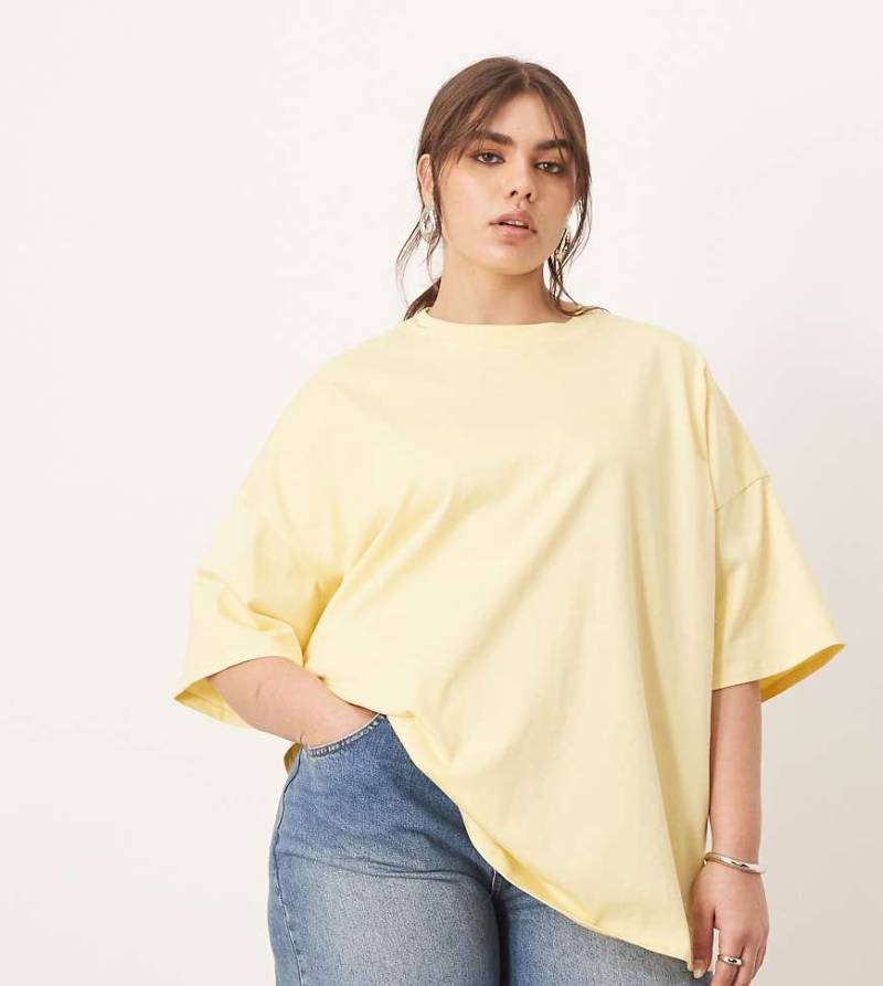 ARRANGE Curve - Oversize-T-Shirt aus schwerem hochwertigem Material in Buttermilchgelb von ARRANGE