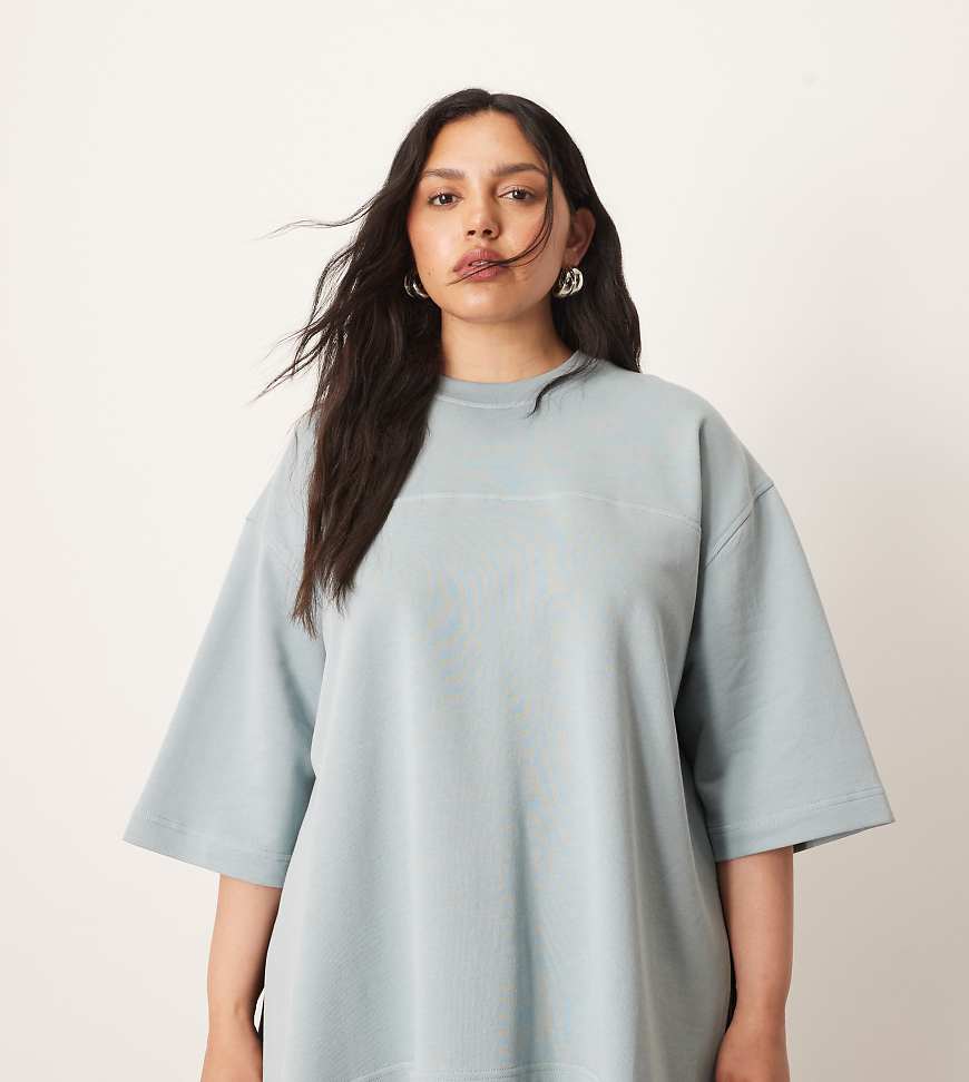 ARRANGE Curve - Oversize-T-Shirt in Blau mit Loopback-Ziernaht ARRANGE Curve - Oversize-T-Shirt in Blau mit Loopback-Ziernaht von ARRANGE