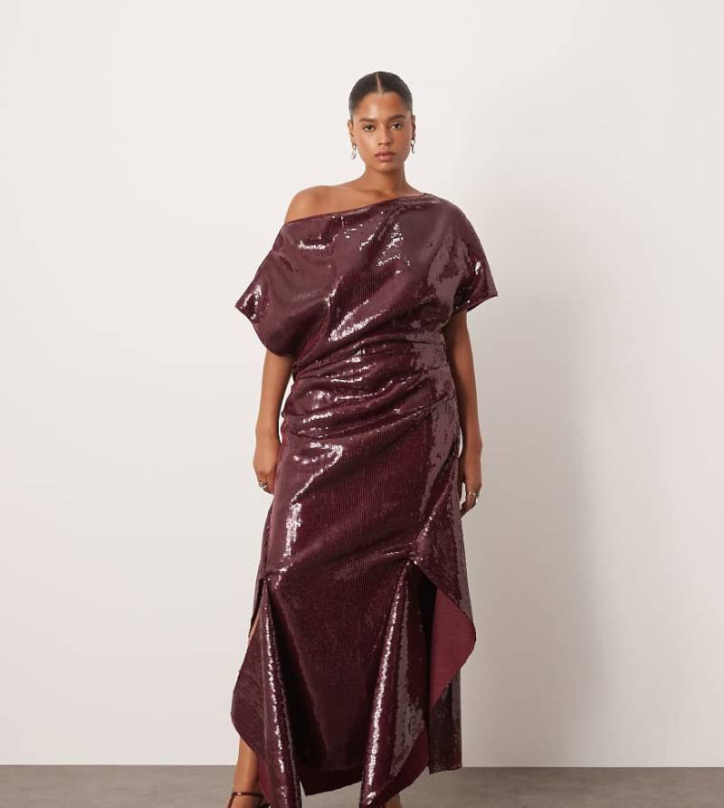 ARRANGE Curve - Pailletten-Midikleid in Rot mit drapiertem Oberteil und eckig geschnittenem Saum von ARRANGE