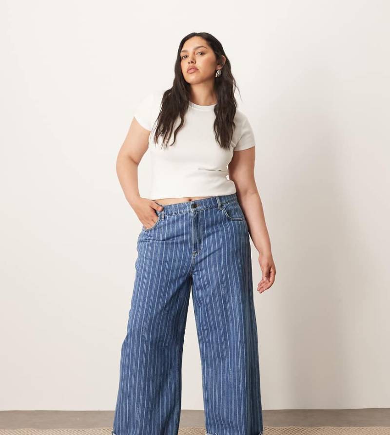 ARRANGE Curve - Parker - Locker sitzende Jeans mit hohem Bund, Umschlagsaum und Laserstreifen-Blau von ARRANGE