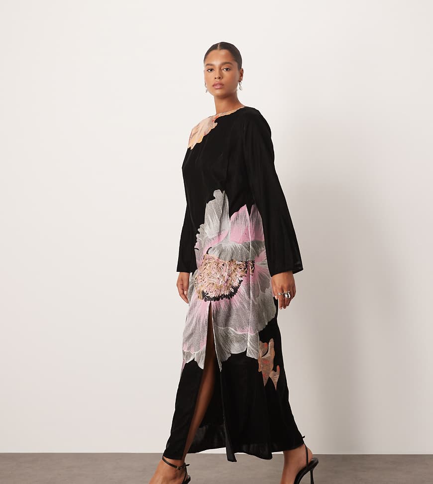 ARRANGE Curve - Samt-Maxikleid in Schwarz mit Blumenstickerei von ARRANGE