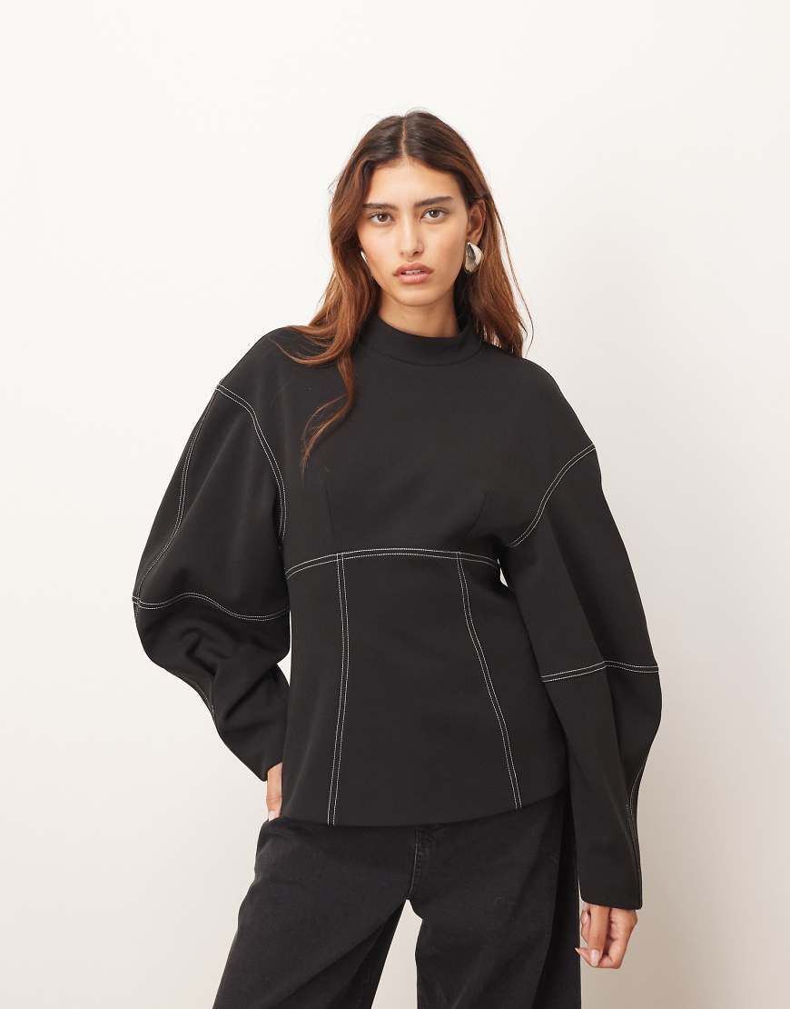 ARRANGE - Figurbetontes Oberteil in Schwarz mit Kontrastnaht von ARRANGE