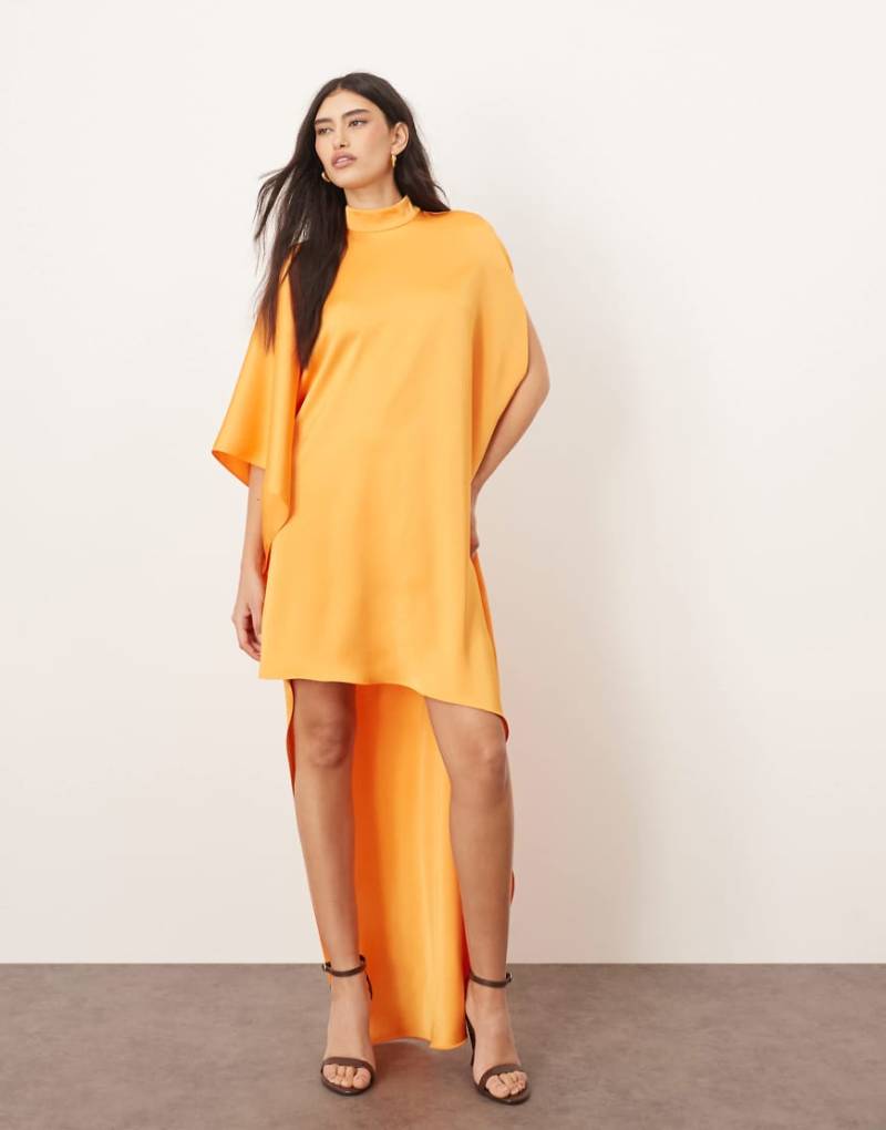 ARRANGE - Hochgeschlossenes Minikleid in Apricot mit Cape-Ärmeln und asymmetrischem Saum-Orange von ARRANGE