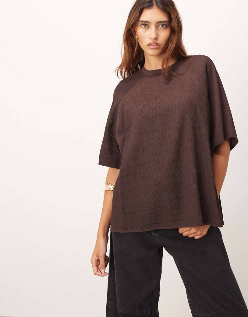 ARRANGE - Hybrides, strukturiertes T-Shirt in Schokobraun mit Raglanärmeln-Brown von ARRANGE