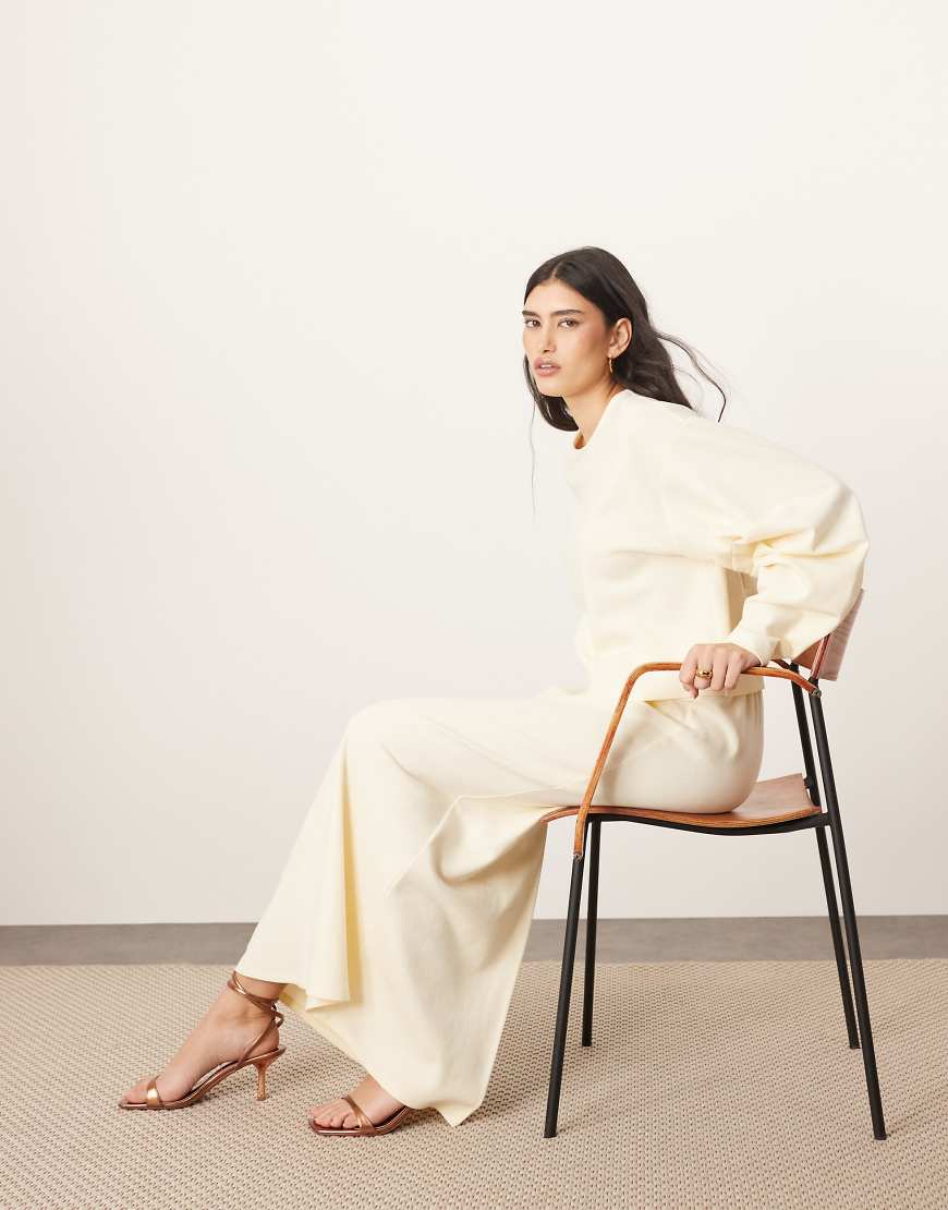 ARRANGE - Kastiges Oberteil aus strukturiertem Jersey in Buttermilchgelb mit Faltendetail am Ärmel, Kombiteil von ARRANGE