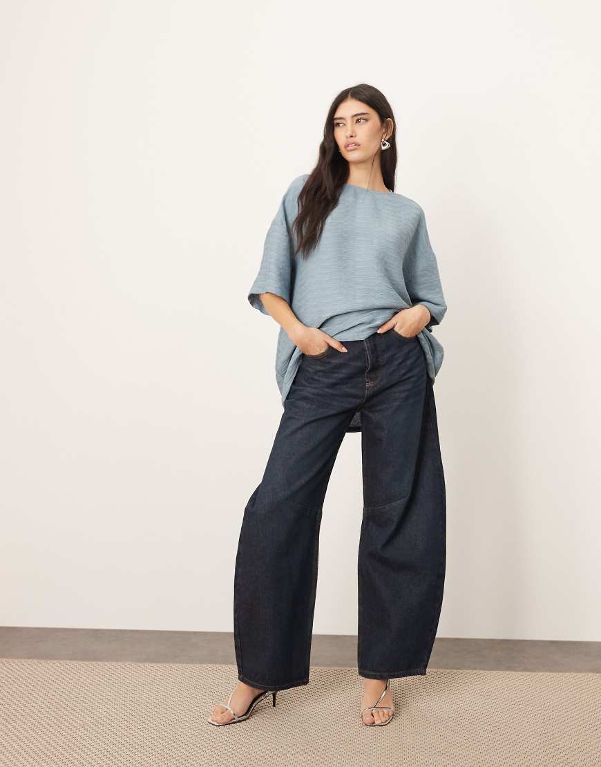 ARRANGE - Kastiges Oversize-T-Shirt aus strukturiertem Gewebe in Jeansblau von ARRANGE