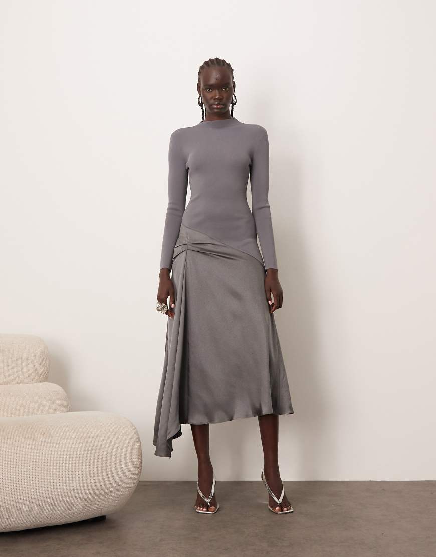 ARRANGE - Langärmliges Hybrid-Midikleid aus Strick in Grau von ARRANGE