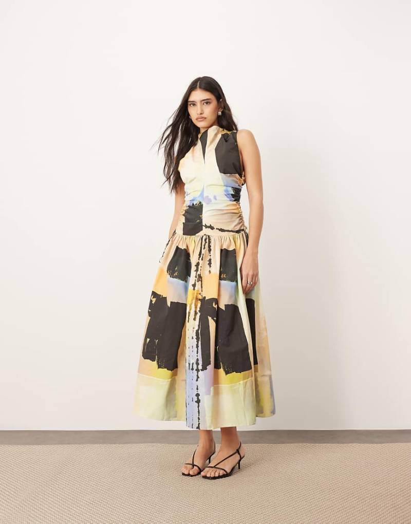 ARRANGE - Midikleid tief angesetzter Taille, Raffung, Stehkragen und Gemälde-Print-Bunt von ARRANGE