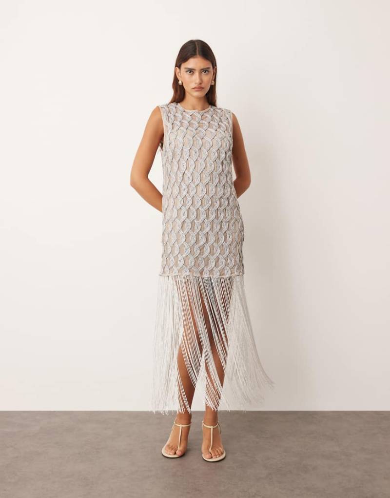 ARRANGE - Minikleid mit Gittergitter und Fransensaum in Metallic-Silber von ARRANGE