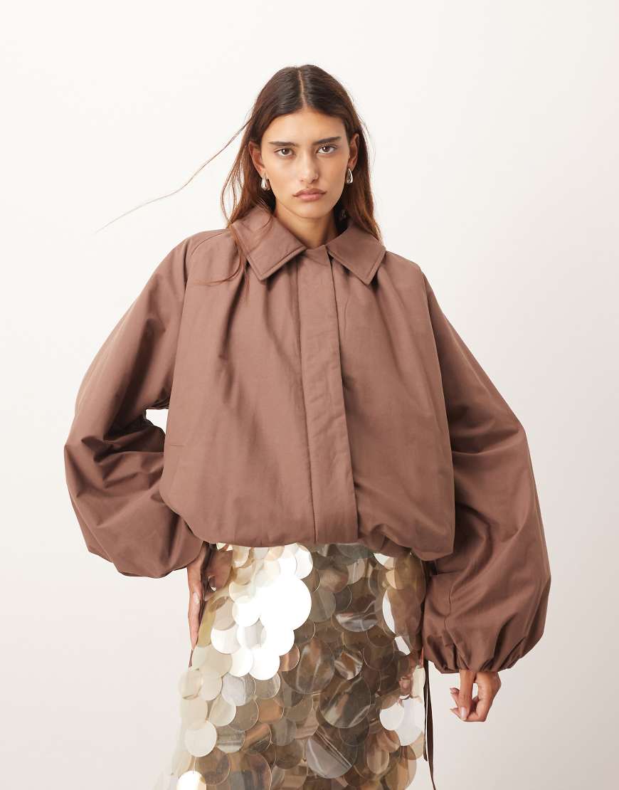 ARRANGE - Oversize-Bomberjacke in sattem Braun mit Ballonärmeln-Brown ARRANGE - Oversize-Bomberjacke in sattem Braun mit Ballonärmeln-Brown von ARRANGE