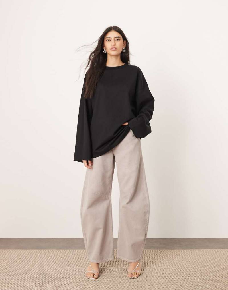 ARRANGE - Sydney - Barrel-Jeans in Taubengrau von ARRANGE