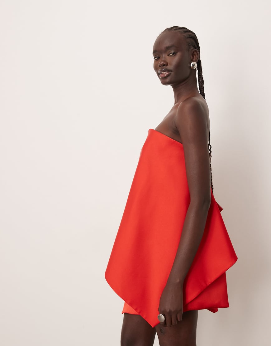 ARRANGE - Trägerloses Minikleid in Rot mit eckigem Schnitt-Orange von ARRANGE