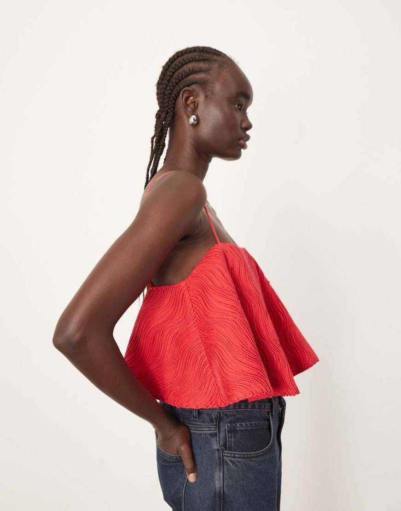 ARRANGE - Trapezförmiges Camisole-Top in Rot mit Wellenstruktur von ARRANGE