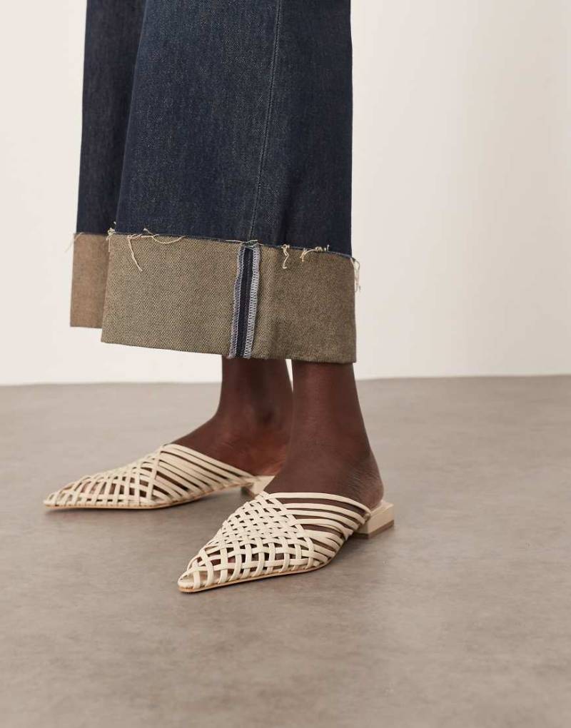 ARRANGE - Zadie - Hochwertige Mules aus Wildleder in Wollweiß mit gewebtem Design von ARRANGE