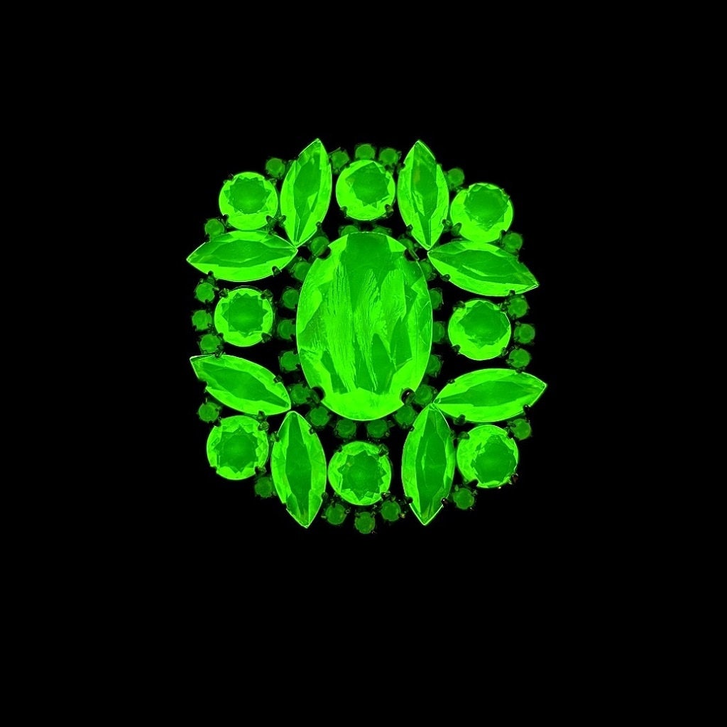 Jugendstil Brosche Uranglas-Schmuck von ARTDECO1930ETSY