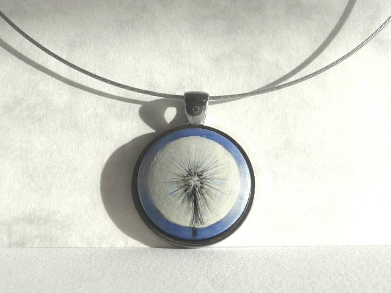 Löwenzahn Kette, Halsreif, Schmuckanhänger, Halsschmuck, Pusteblume Anhänger Bild, Handbemalter Schmuck von ARTDORA