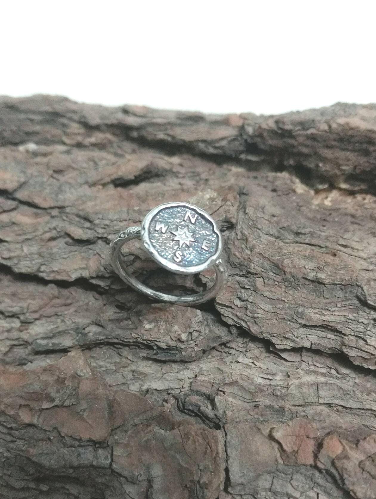 Angebot Antiker Ring Silber Kompass Reisering Reise Windrose 925 Angebot Antiker Ring Silber Kompass Reisering Reise Windrose 925 von ARTISANTIQUAE