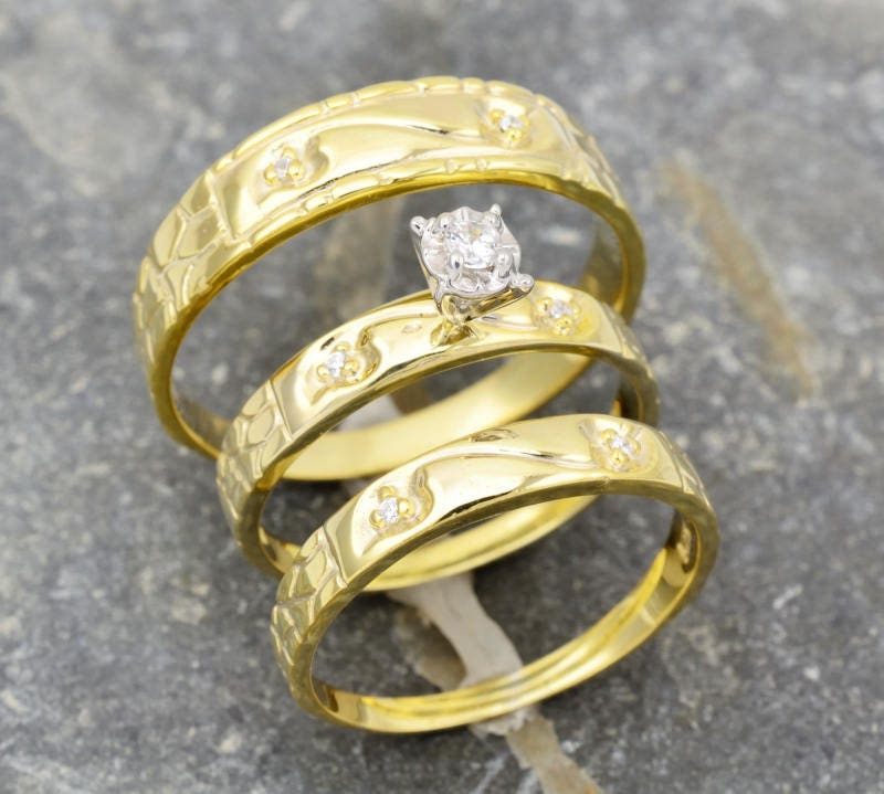 10K Gelbgold Diamant Ehering Set, 0, 11 Ctw von ARTMANJEWELRY