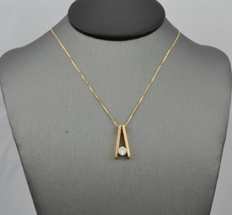 14K Gold Labrador Gewachsen Diamant Solitär Anhänger Halskette von ARTMANJEWELRY