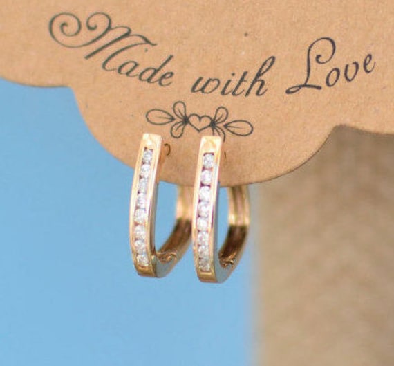 Creolen Mit Natürlichen 0.20Ct Diamanten Als Kanal-Set/Diamant Creolen/Diamant Huggie Ohrringe/Geschenk von ARTMANJEWELRY