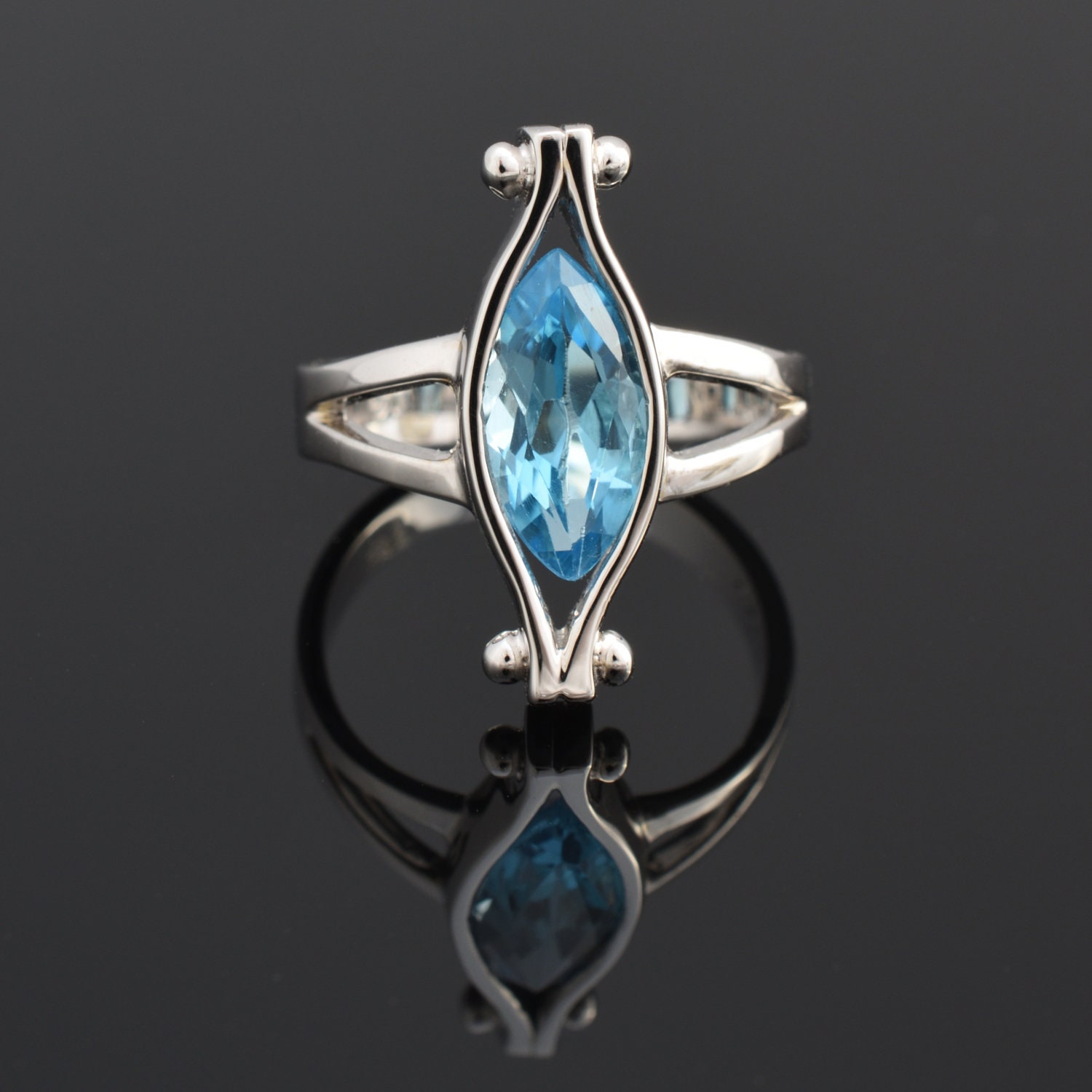 Einzigartiger Offener Konzeptring Mit Echtem 12x6 Marquise Förmigen Blautopas/Weißgold Topas Ring/Birthstone Schmuck/Geschenk Für Sie von ARTMANJEWELRY
