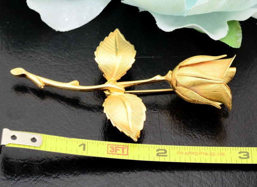 Große Gelbe Rose Brosche Aus Vergoldetem Messing Große Gelbe Rose Brosche Aus Vergoldetem Messing von ARTMANJEWELRY