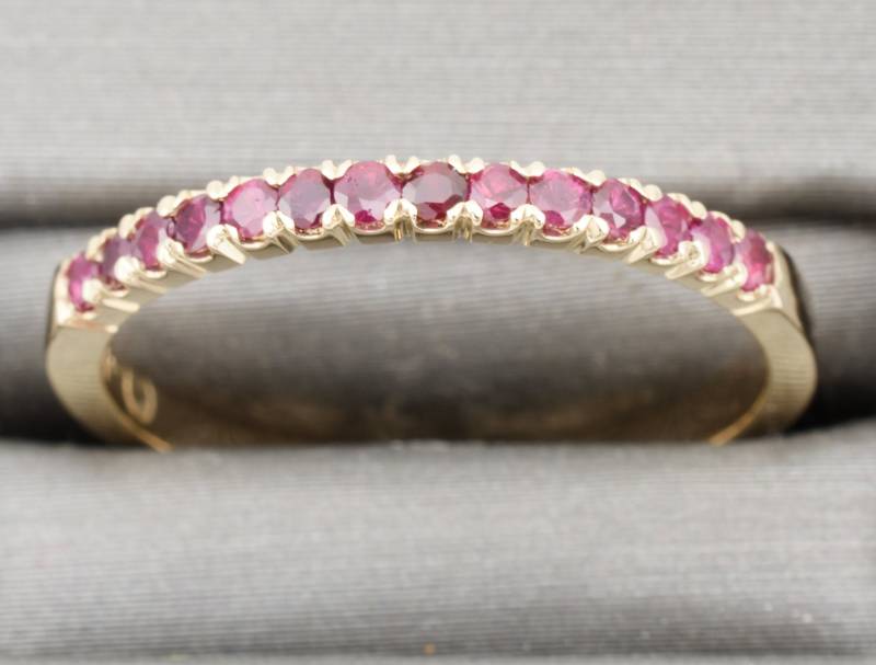 Rubin Gelbgold Ehering Im Doppelteiler Set, Rubin Ehering, Goldring von ARTMANJEWELRY