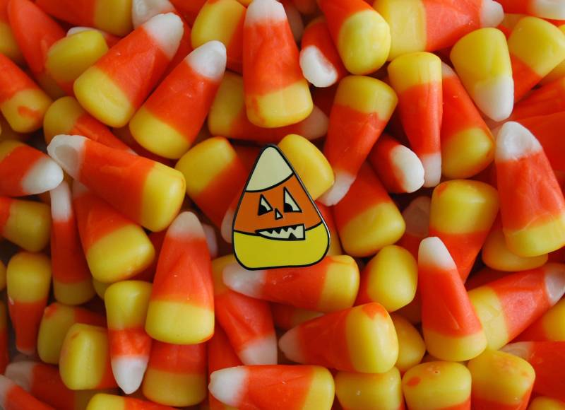 Candy Corn - Pin Candy Corn - Pin von ARTSandSTRIPES