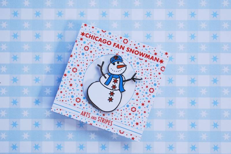 Chicago Fan Schneemann - Pin Chicago Fan Schneemann - Pin von ARTSandSTRIPES