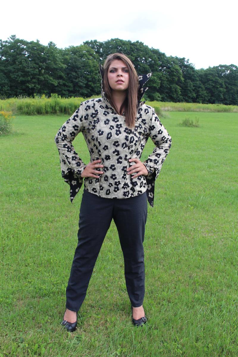 Abstrakte Jacquardjacke von ARiveraDesigns