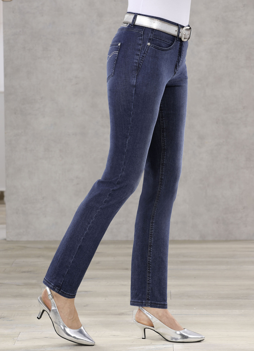 Bauchweg-Jeans in 5-Pocket-Form, Dunkelblau, Größe 48 Bauchweg-Jeans in 5-Pocket-Form, Dunkelblau, Größe 48 von ASCARI