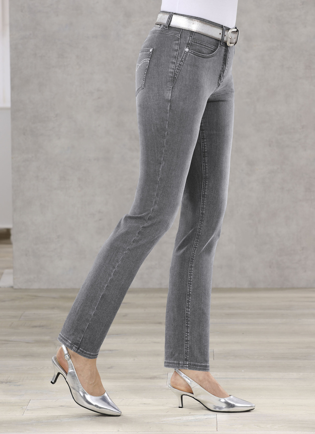 Bauchweg-Jeans in 5-Pocket-Form, Grau, Größe 22 von ASCARI