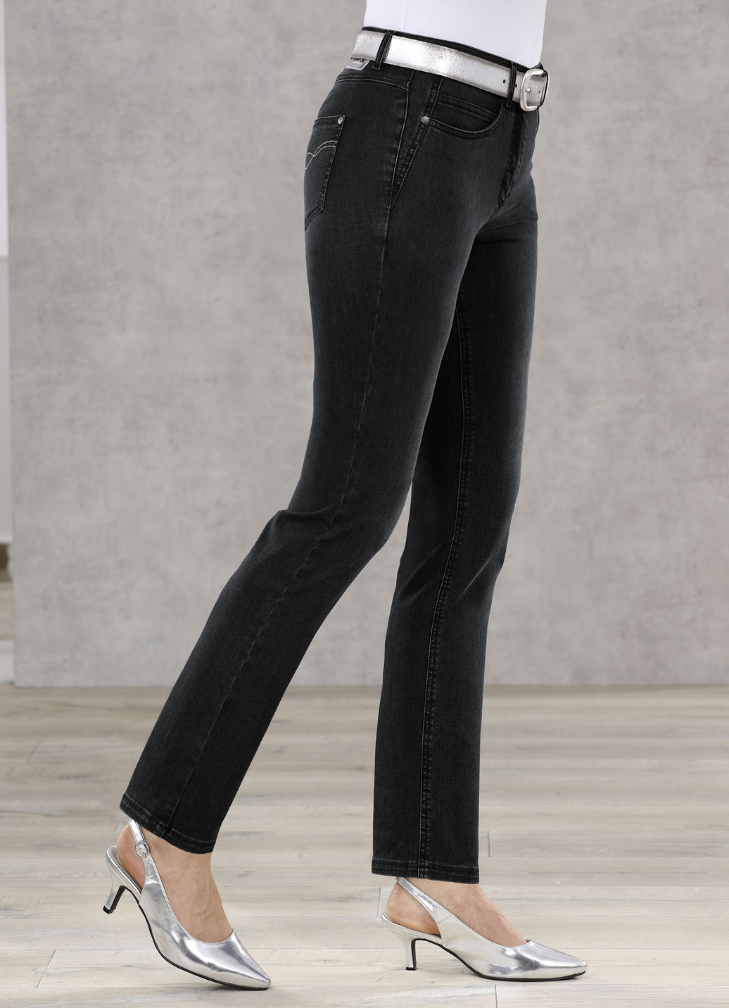 Bauchweg-Jeans in 5-Pocket-Form, Schwarz, Größe 18 von ASCARI