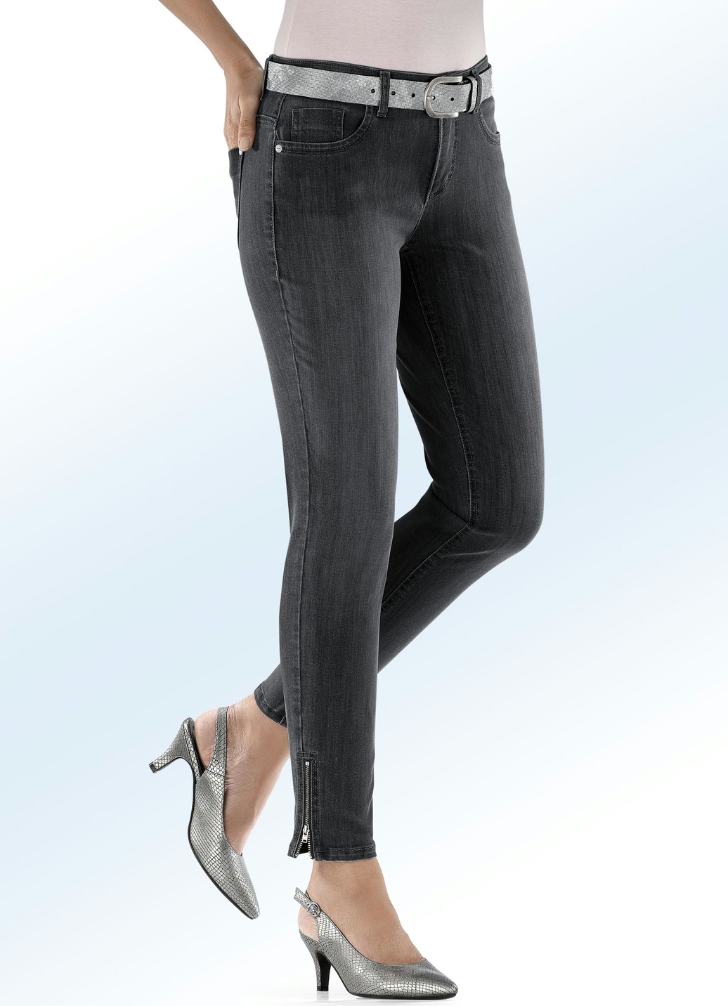 Magic-Jeans mit modischen Reißverschlüssen an den Beinabschlüssen, Anthrazit, Größe 48 von ASCARI