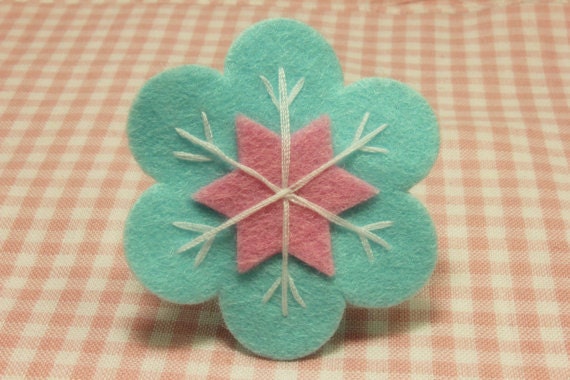 6 Stück Handarbeit Filz SchneeflockeBlau | Ft952 von ASECUSA