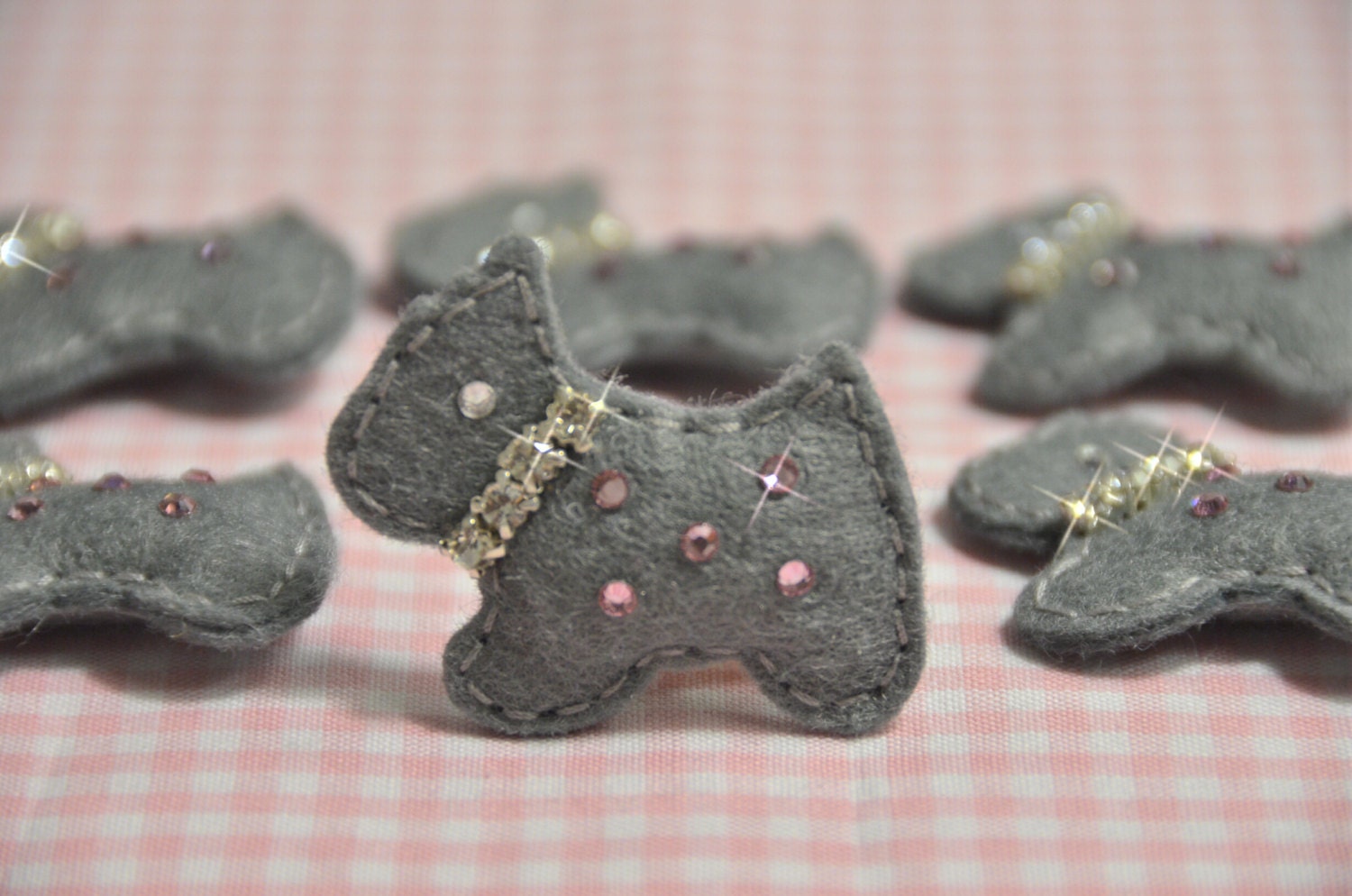 6 Stück Handgemachte Filz Puffy Scottie Hund Mit Swarovski Kristall-Zinn | Ft632So von ASECUSA