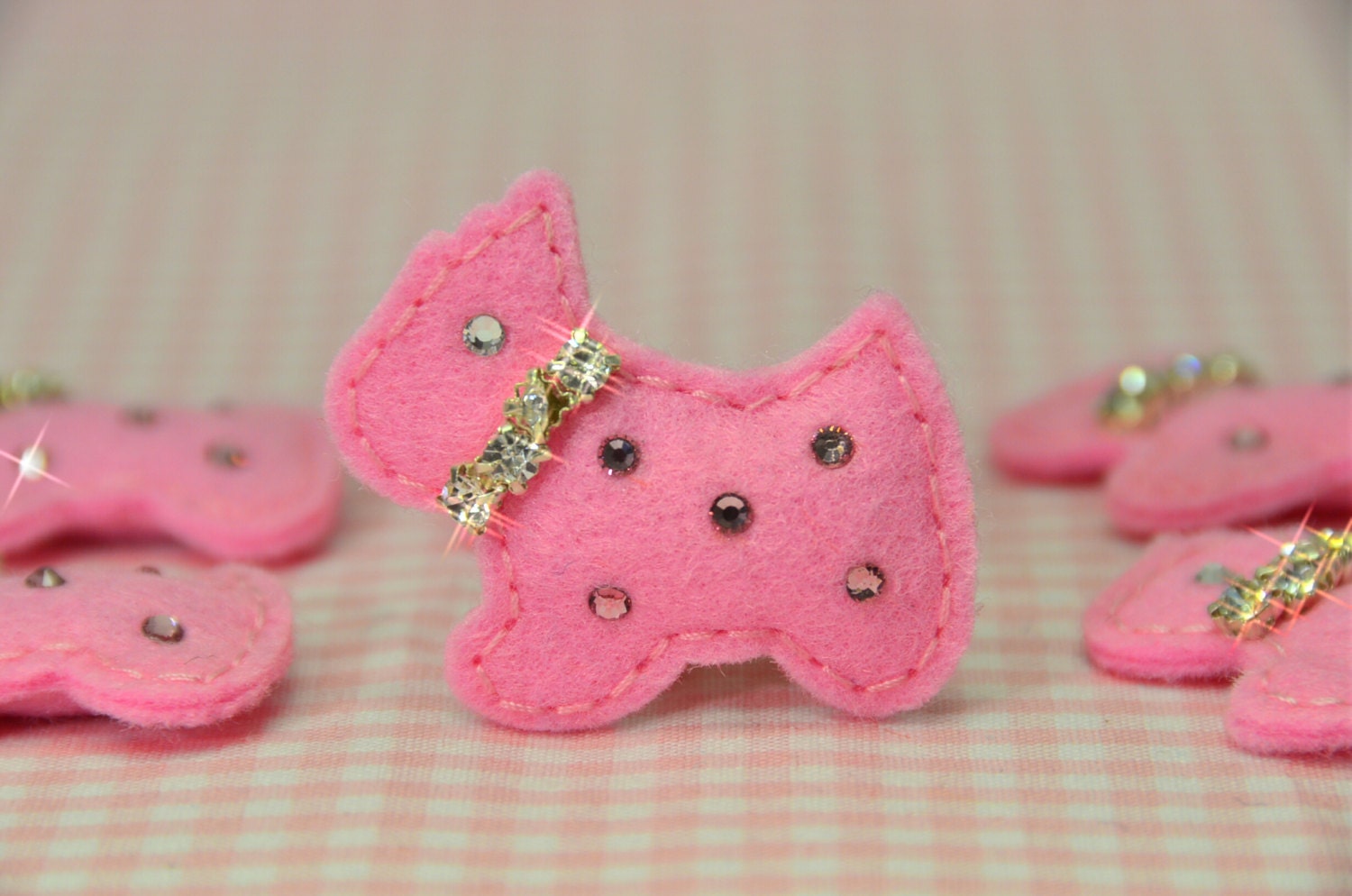 6 Stück Handgemachte Filz Puffy Scottie Hund Mit Swarovski KristallBaby Rosa | Ft632So 6 Stück Handgemachte Filz Puffy Scottie Hund Mit Swarovski KristallBaby Rosa | Ft632So von ASECUSA