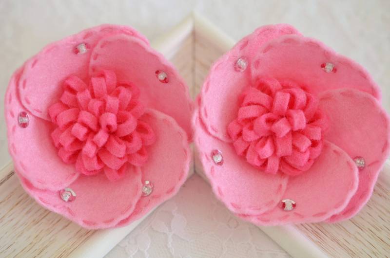 Neu Satz Von 2Pcs Große Filz Blume-Baby Rosa/Dunkle Nelken | Ft645 Neu Satz Von 2Pcs Große Filz Blume-Baby Rosa/Dunkle Nelken | Ft645 von ASECUSA