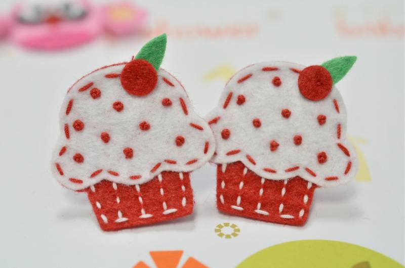 Satz Von 6Pcs Handgefertigte Filz Cupcake - Rot | Ft834 von ASECUSA