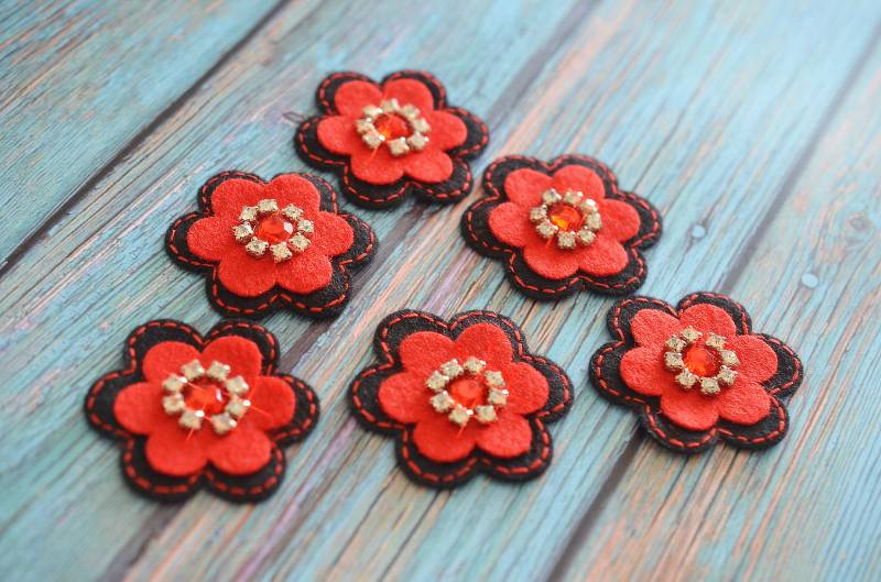 Satz Von 6Pcs Handgemachte Filz BlumeSchwarz/Rot | Ft746 von ASECUSA