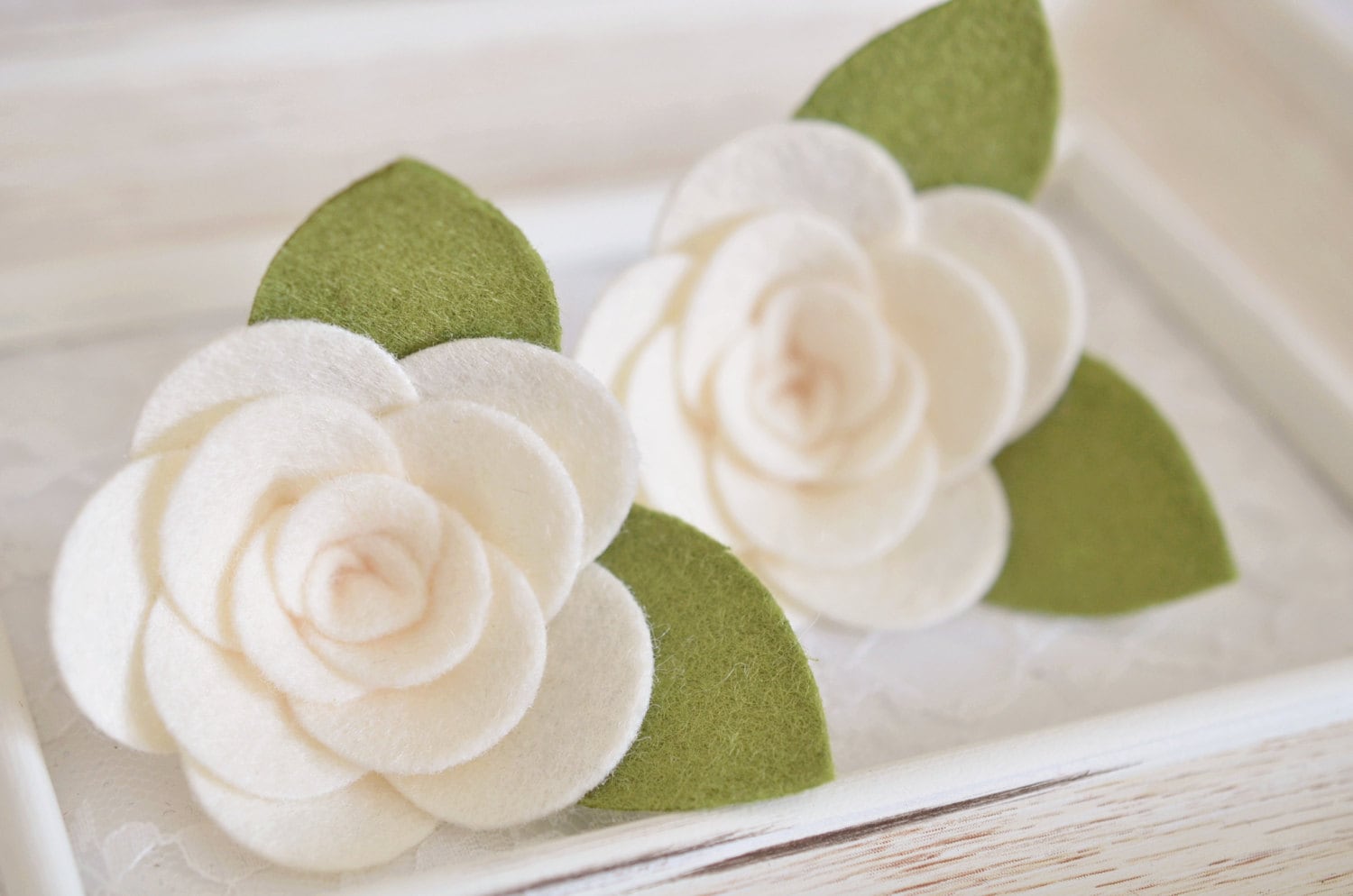 Satz Von 6st Handgemacht Filz BlumenElfenbein | Ft982 Satz Von 6st Handgemacht Filz BlumenElfenbein | Ft982 von ASECUSA