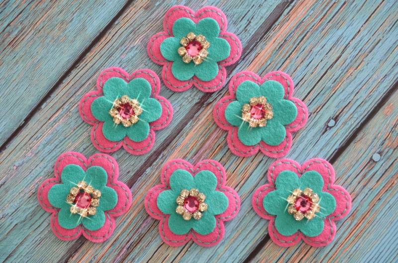 Set Von 6 Stück Handgemachten FilzblumenPink Petunia/ Tro. Türkis | Ft746 Set Von 6 Stück Handgemachten FilzblumenPink Petunia/ Tro. Türkis | Ft746 von ASECUSA