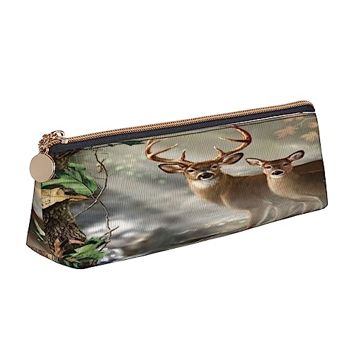 Leder Dreieck Federmäppchen Horror Muster auf lila Hintergrund Schreibwaren Bleistift Tasche Make-up Tasche Tragbare Büro Schreibwaren Tasche für Teens Mädchen Erwachsene, Camouflage Hirsch, Leather Pencil Case, Kosmetikkoffer von ASEELO