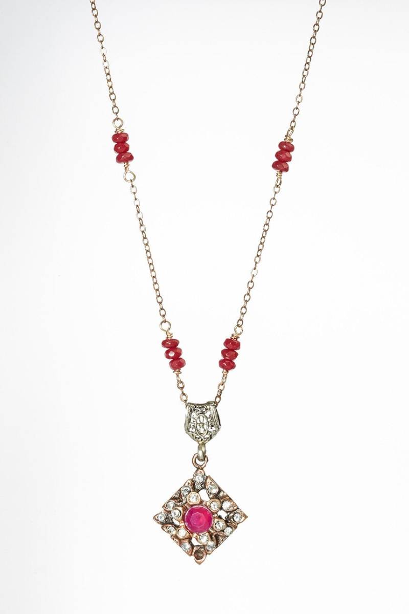 Antik Stil Rubin-Anhänger von ASHDesignStudio