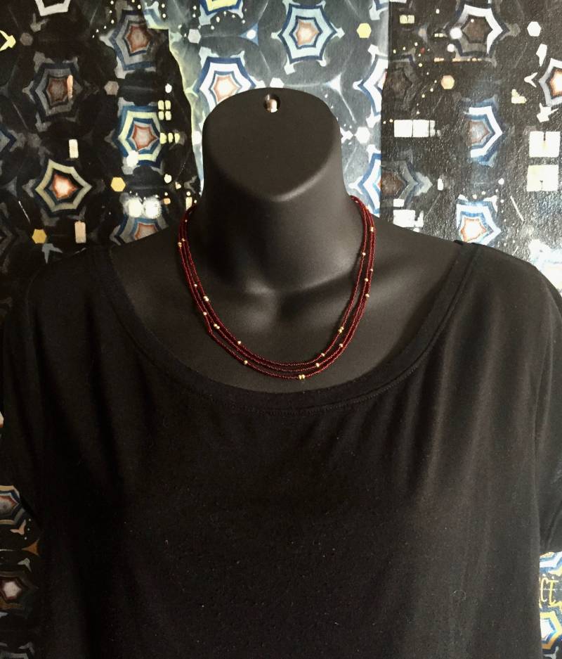 Dreifach-strang Von Rot Und Gold von ASHDesignStudio