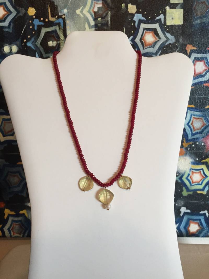 Dunkel Rosa Facettierte Jade Mit Citrin Und Perle von ASHDesignStudio