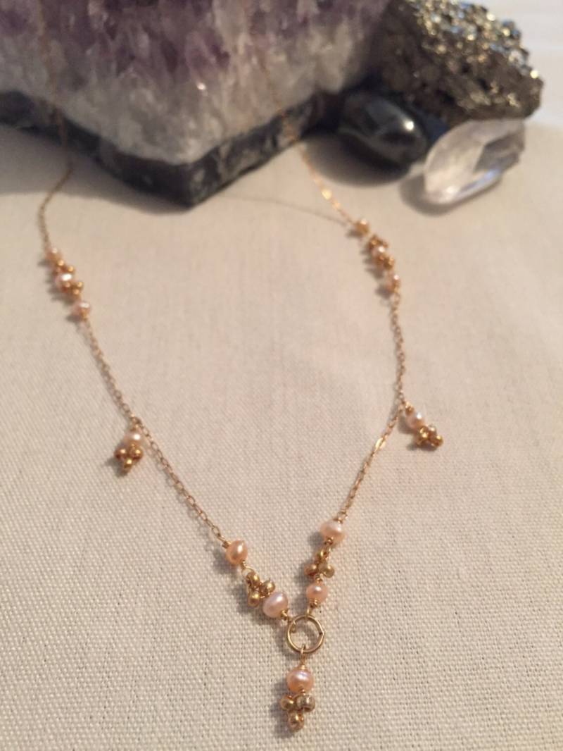 Einfachen Feinen Perlen Und Gold von ASHDesignStudio