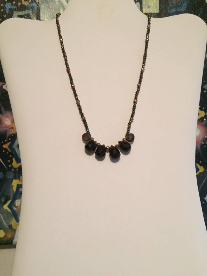 Rauchige Topas Und Pyrit Halskette von ASHDesignStudio