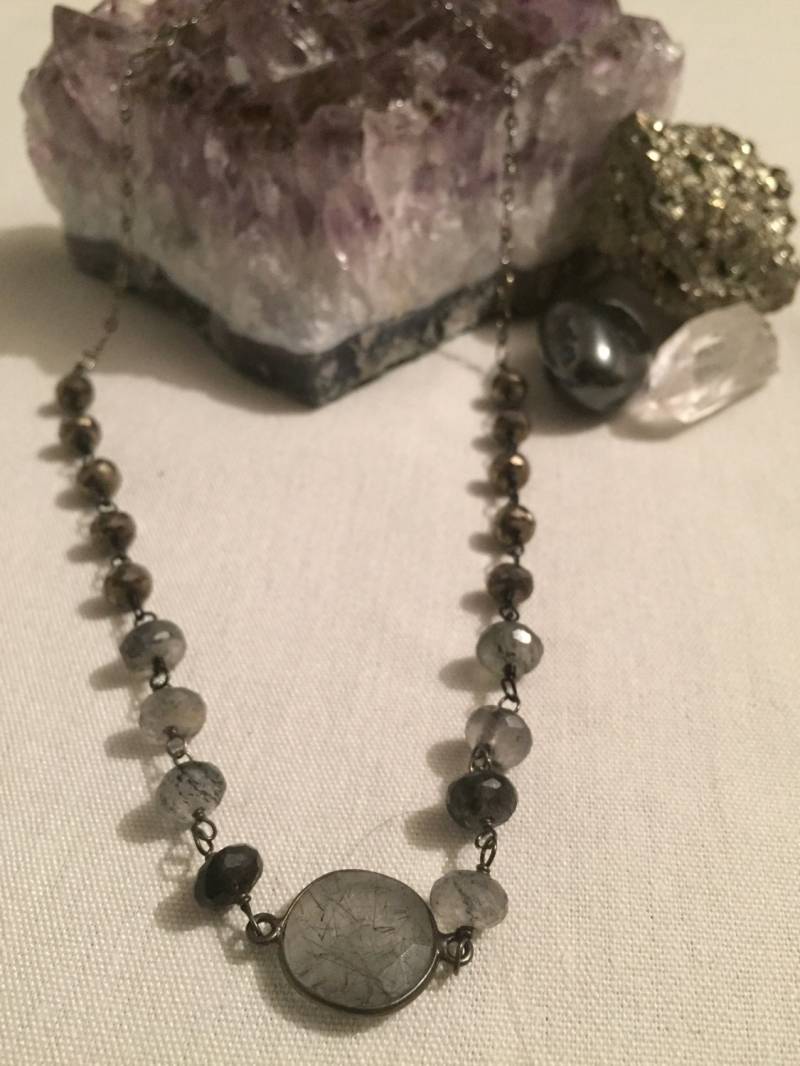 Schwarz Und Grau Rutilquarz von ASHDesignStudio